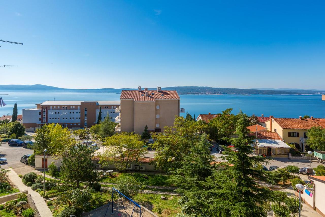 Apolic Apartment Crikvenica Exterior photo
